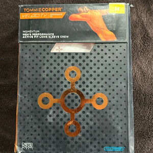 Tommie copper sz M black mockneck & long sleeve new sz M white long sleeve crew